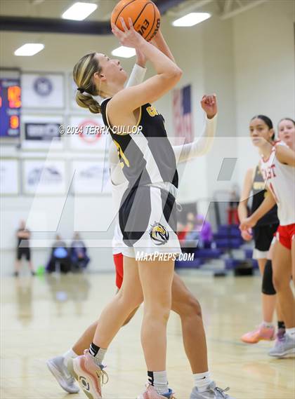 Thumbnail 1 in Cottonwood vs. East (South Mountain Holiday Classic) photogallery.