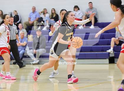 Thumbnail 3 in Cottonwood vs. East (South Mountain Holiday Classic) photogallery.