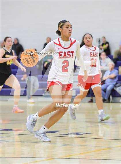 Thumbnail 1 in Cottonwood vs. East (South Mountain Holiday Classic) photogallery.