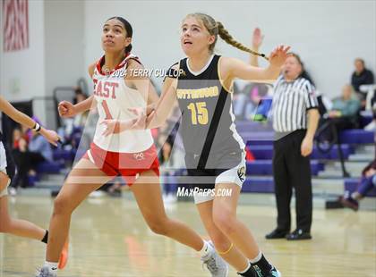 Thumbnail 3 in Cottonwood vs. East (South Mountain Holiday Classic) photogallery.