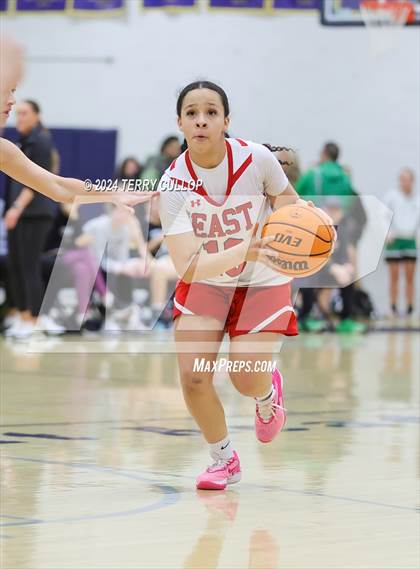 Thumbnail 3 in Cottonwood vs. East (South Mountain Holiday Classic) photogallery.
