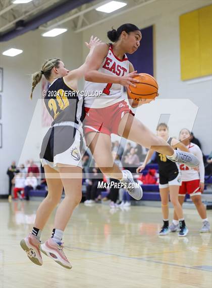 Thumbnail 2 in Cottonwood vs. East (South Mountain Holiday Classic) photogallery.