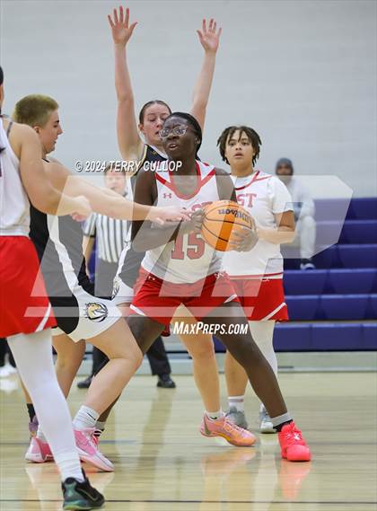 Thumbnail 1 in Cottonwood vs. East (South Mountain Holiday Classic) photogallery.