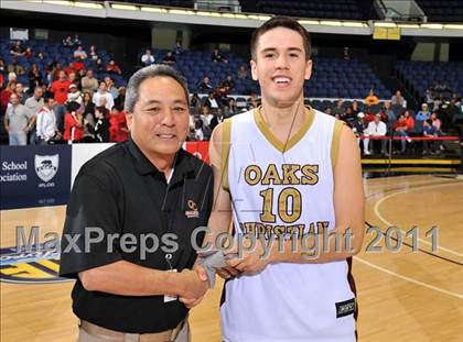 Thumbnail 1 in Oaks Christian vs. Buckley (CIF SS 4A Final) photogallery.