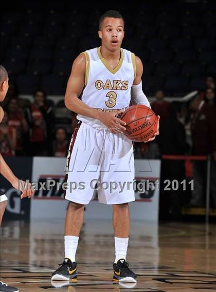 Thumbnail 3 in Oaks Christian vs. Buckley (CIF SS 4A Final) photogallery.