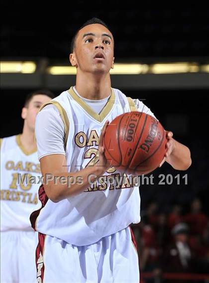 Thumbnail 2 in Oaks Christian vs. Buckley (CIF SS 4A Final) photogallery.