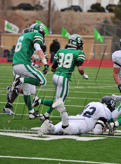 Thumbnail 3 in Farmington vs. Goddard (NMAA Class 4A Final) photogallery.
