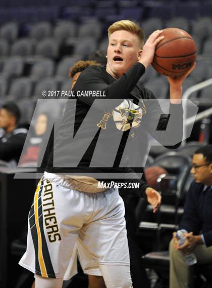 Thumbnail 1 in Moon Valley vs Peoria (Hoopin It Up At The Arena) photogallery.