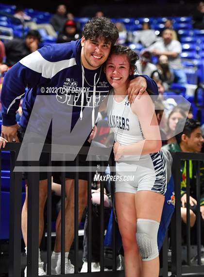 Thumbnail 3 in UIL State Championships - 6A 148lb Final photogallery.