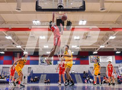 Thumbnail 1 in Cathedral Catholic @ San Ysidro (San Diego Tip Off Challenge) photogallery.