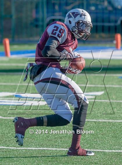 Thumbnail 3 in Windsor vs. Notre Dame-West Haven (CIAC Class L-Small Final) photogallery.