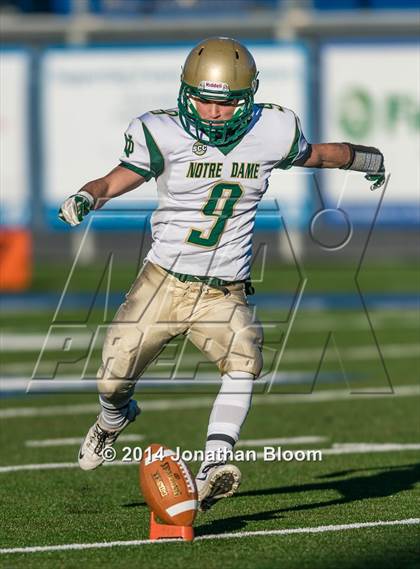 Thumbnail 2 in Windsor vs. Notre Dame-West Haven (CIAC Class L-Small Final) photogallery.