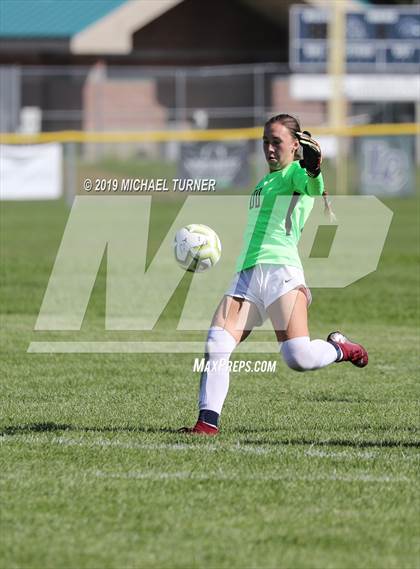 Thumbnail 3 in Lake City JV  vs Coeur d'Alene Charter (Lake City Jamboree) photogallery.