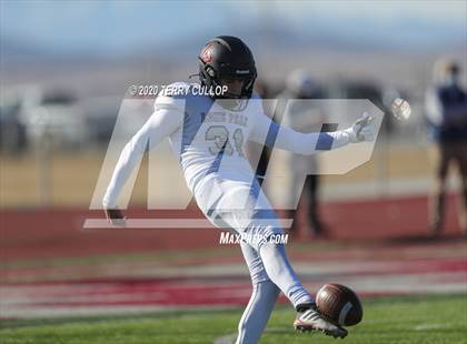 Thumbnail 2 in Lone Peak vs. Corner Canyon (UHSAA 6A Final) photogallery.