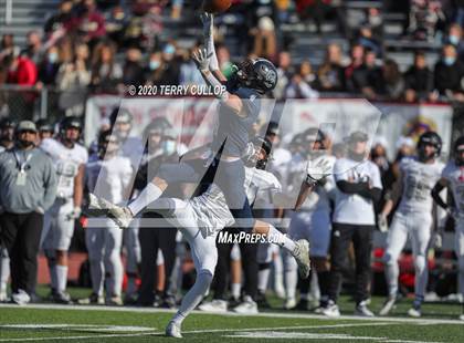 Thumbnail 3 in Lone Peak vs. Corner Canyon (UHSAA 6A Final) photogallery.