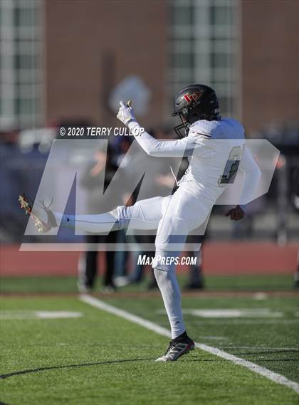 Thumbnail 1 in Lone Peak vs. Corner Canyon (UHSAA 6A Final) photogallery.