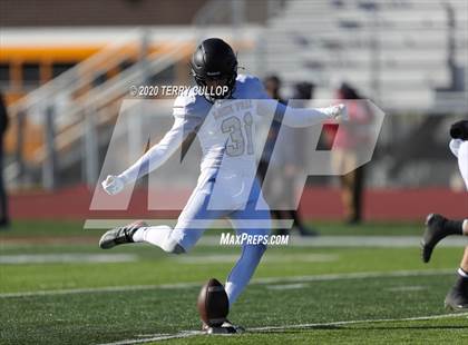 Thumbnail 2 in Lone Peak vs. Corner Canyon (UHSAA 6A Final) photogallery.