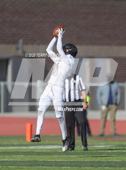 Thumbnail 1 in Lone Peak vs. Corner Canyon (UHSAA 6A Final) photogallery.