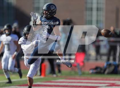 Thumbnail 2 in Lone Peak vs. Corner Canyon (UHSAA 6A Final) photogallery.