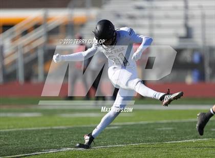 Thumbnail 1 in Lone Peak vs. Corner Canyon (UHSAA 6A Final) photogallery.