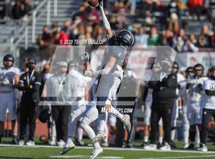 Thumbnail 3 in Lone Peak vs. Corner Canyon (UHSAA 6A Final) photogallery.