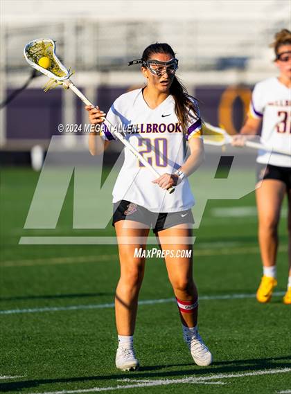 Thumbnail 3 in Bellbrook vs. Chaminade Julienne Catholic (OHSAA Division II Region 7 Round 1) photogallery.