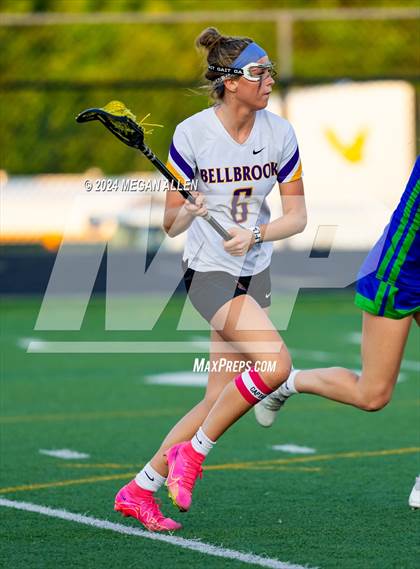 Thumbnail 1 in Bellbrook vs. Chaminade Julienne Catholic (OHSAA Division II Region 7 Round 1) photogallery.