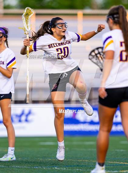 Thumbnail 1 in Bellbrook vs. Chaminade Julienne Catholic (OHSAA Division II Region 7 Round 1) photogallery.