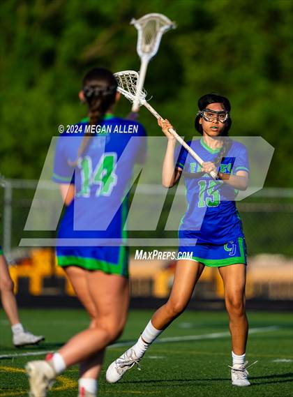 Thumbnail 1 in Bellbrook vs. Chaminade Julienne Catholic (OHSAA Division II Region 7 Round 1) photogallery.