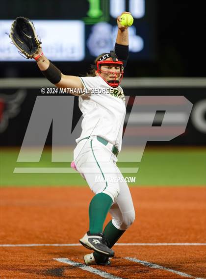 Thumbnail 2 in Gretna vs. Millard North (NSAA Class A Final) photogallery.