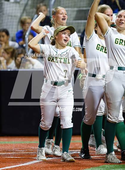 Thumbnail 2 in Gretna vs. Millard North (NSAA Class A Final) photogallery.