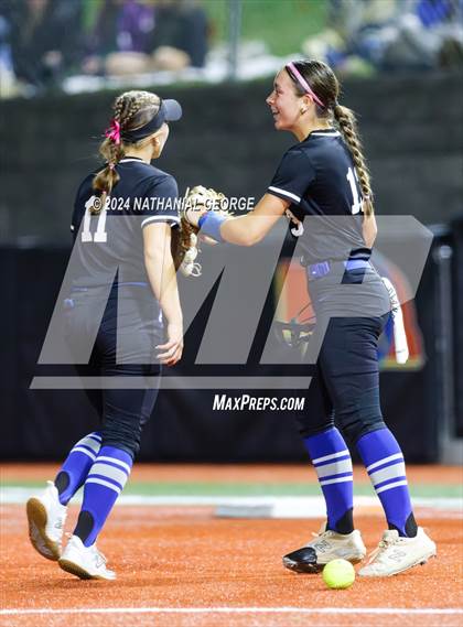 Thumbnail 3 in Gretna vs. Millard North (NSAA Class A Final) photogallery.