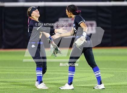 Thumbnail 1 in Gretna vs. Millard North (NSAA Class A Final) photogallery.