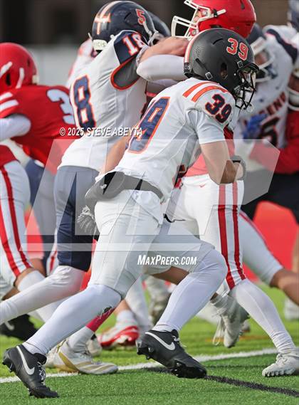 Thumbnail 2 in FR: Legend @ Regis Jesuit photogallery.