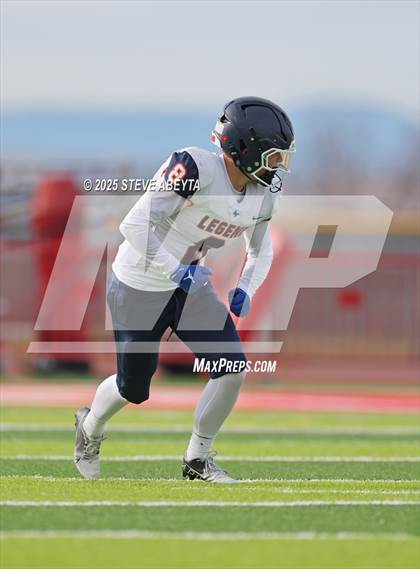 Thumbnail 2 in FR: Legend @ Regis Jesuit photogallery.