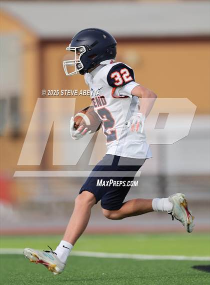 Thumbnail 1 in FR: Legend @ Regis Jesuit photogallery.