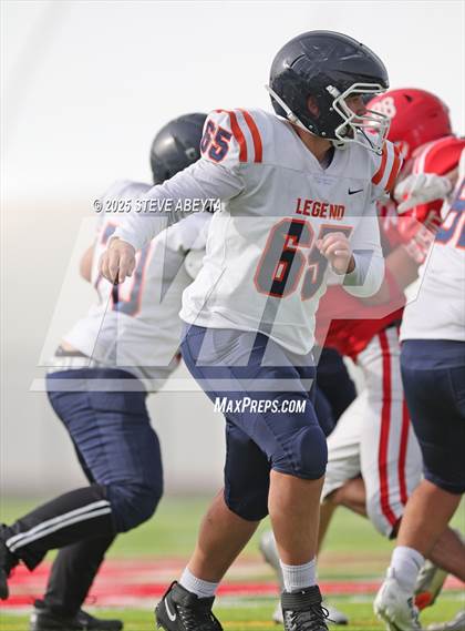 Thumbnail 3 in FR: Legend @ Regis Jesuit photogallery.