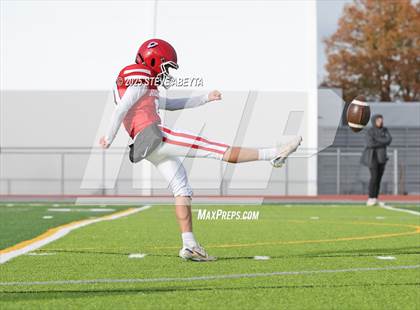 Thumbnail 1 in FR: Legend @ Regis Jesuit photogallery.