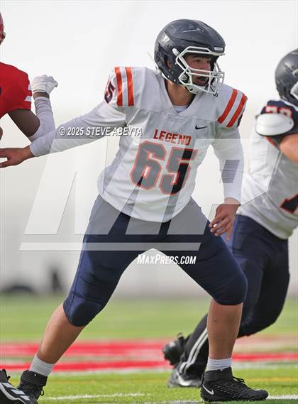 Thumbnail 2 in FR: Legend @ Regis Jesuit photogallery.