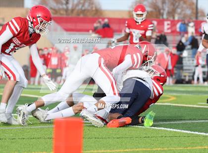 Thumbnail 3 in FR: Legend @ Regis Jesuit photogallery.