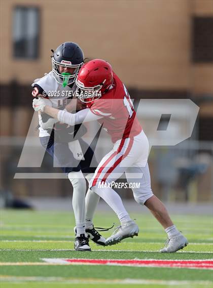 Thumbnail 3 in FR: Legend @ Regis Jesuit photogallery.