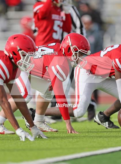 Thumbnail 3 in FR: Legend @ Regis Jesuit photogallery.