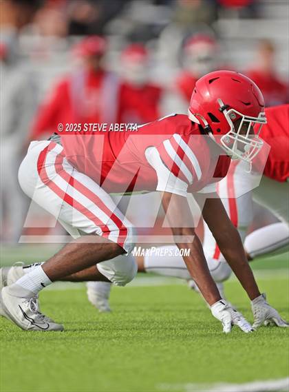 Thumbnail 2 in FR: Legend @ Regis Jesuit photogallery.