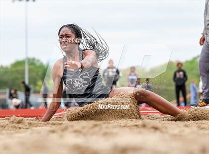Thumbnail 3 in Suburban Red Conference Championship - Girls Field Events photogallery.