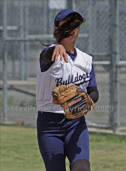 Thumbnail 1 in Elizabeth Learning Center vs. LACES (CIF LA City Section Small School Final) photogallery.