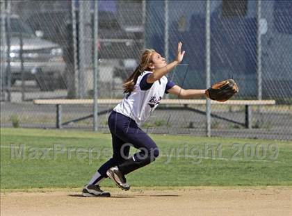Thumbnail 2 in Elizabeth Learning Center vs. LACES (CIF LA City Section Small School Final) photogallery.