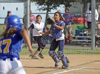 Thumbnail 2 in Elizabeth Learning Center vs. LACES (CIF LA City Section Small School Final) photogallery.