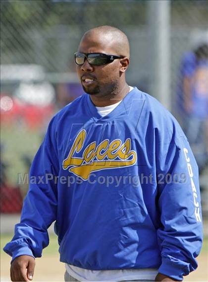 Thumbnail 1 in Elizabeth Learning Center vs. LACES (CIF LA City Section Small School Final) photogallery.