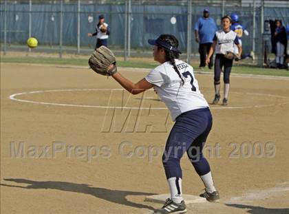 Thumbnail 1 in Elizabeth Learning Center vs. LACES (CIF LA City Section Small School Final) photogallery.