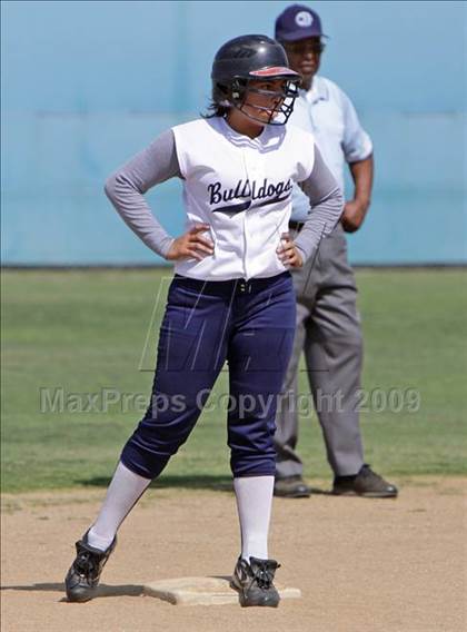 Thumbnail 3 in Elizabeth Learning Center vs. LACES (CIF LA City Section Small School Final) photogallery.